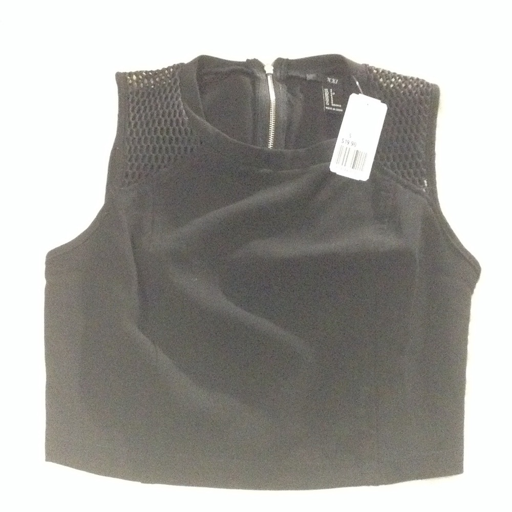 NWT Forever 21 Black Crop Top